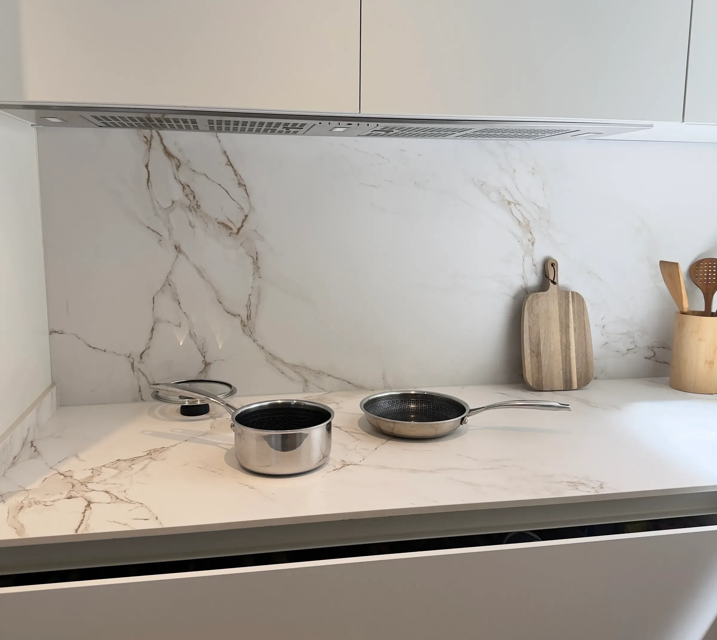 Cloen Invisible Induction - Essential 2i